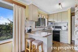 40 Chandos Dr, Berriedale TAS 7011, Australia