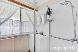 40 Chandos Dr, Berriedale TAS 7011, Australia