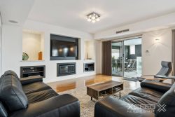11 Seabird Bend, Jindalee WA 6036, Australia