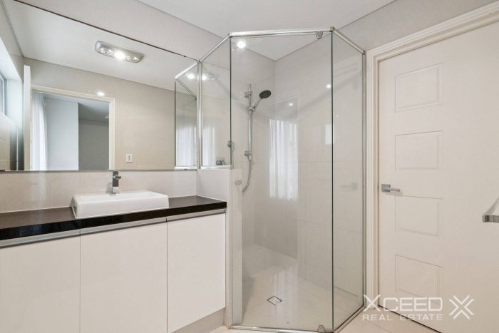 11 Seabird Bend, Jindalee WA 6036, Australia