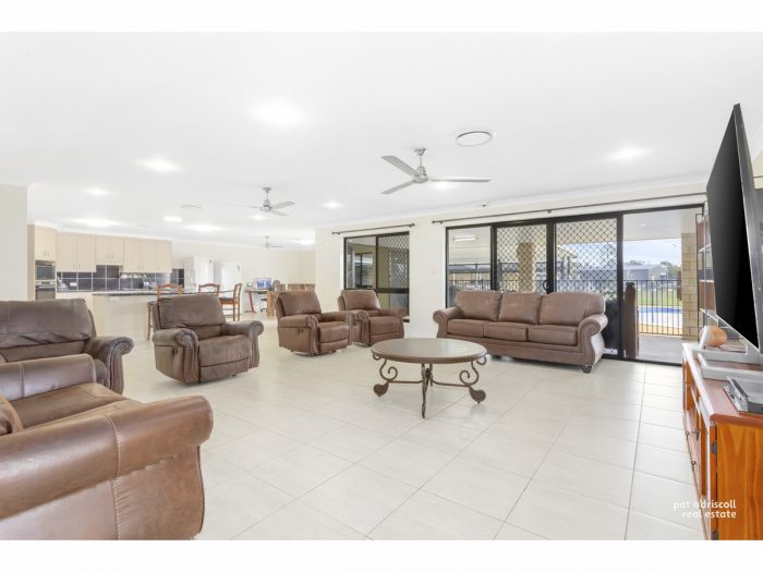 16 Ingram Dr, Gracemere QLD 4702, Australia