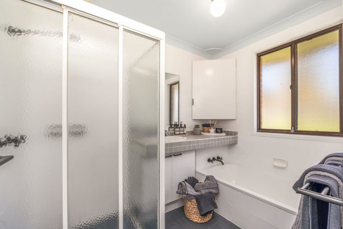 2 Cowan St, Watanobbi NSW 2259, Australia