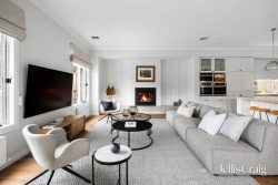 126 Dalgetty Rd, Beaumaris VIC 3193, Australia