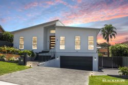 5 David Ave, Batehaven NSW 2536, Australia