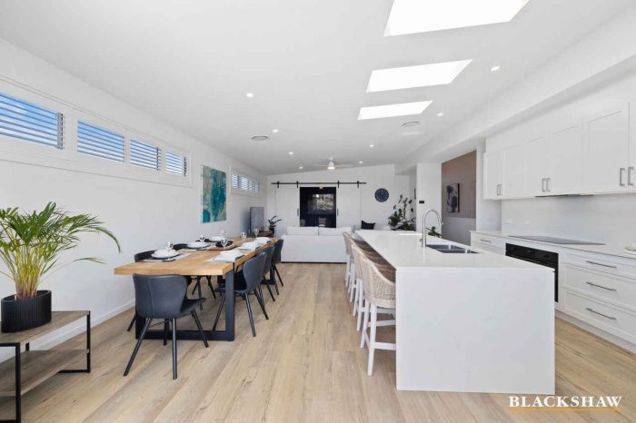 5 David Ave, Batehaven NSW 2536, Australia