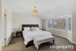 52 Delta Ave, Taroona TAS 7053, Australia