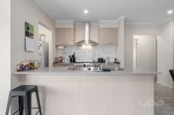 30 Edwina Rd, Winter Valley VIC 3358, Australia