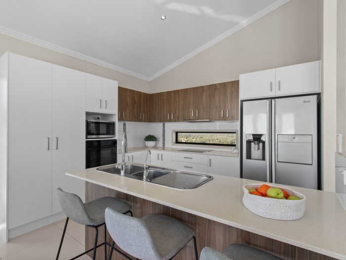 6 Highview Dr, Craignish QLD 4655, Australia