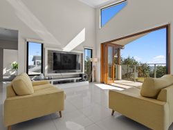 6 Highview Dr, Craignish QLD 4655, Australia