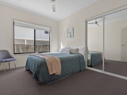 6 Highview Dr, Craignish QLD 4655, Australia