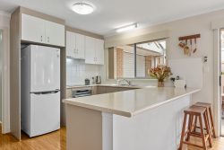 46 Eucalyptus Ave, Noarlunga Centre SA 5168, Australia