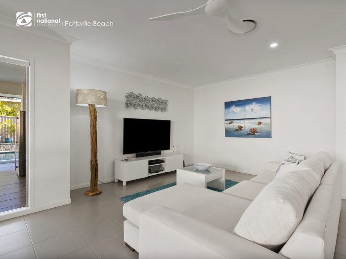 76 Newcastle Dr, Pottsville NSW 2489, Australia
