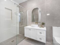 2 Luly St, Altona North VIC 3025, Australia