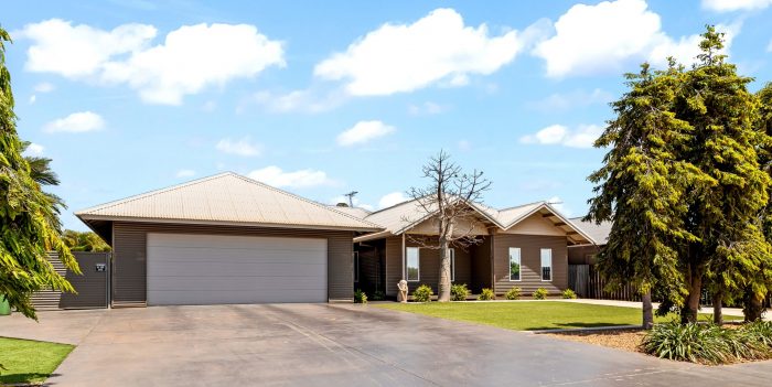 35 Fairway Dr, Cable Beach WA 6726, Australia
