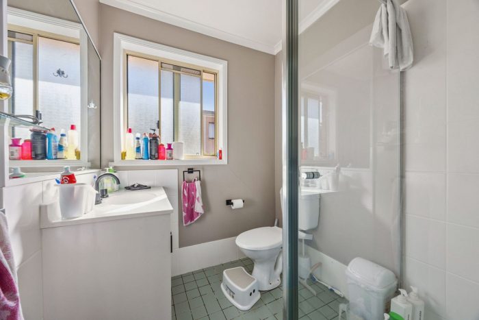 6/5-9 Federal Ave, Crestwood NSW 2620, Australia