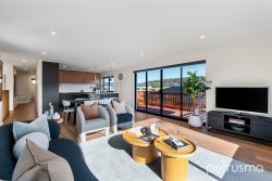 42 Hallett Dr, Rokeby TAS 7019, Australia