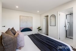 42 Hallett Dr, Rokeby TAS 7019, Australia