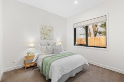 Unit 2/13 Hartwood St, Kew East VIC 3102, Australia