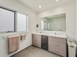 81 High St, Campbell Town TAS 7210, Australia