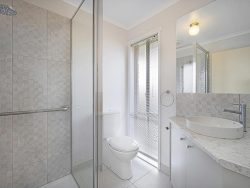 10 Donald Ct, Warrnambool VIC 3280, Australia