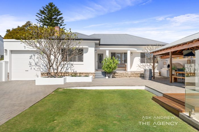70A Holman St, Alfred Cove WA 6154, Australia