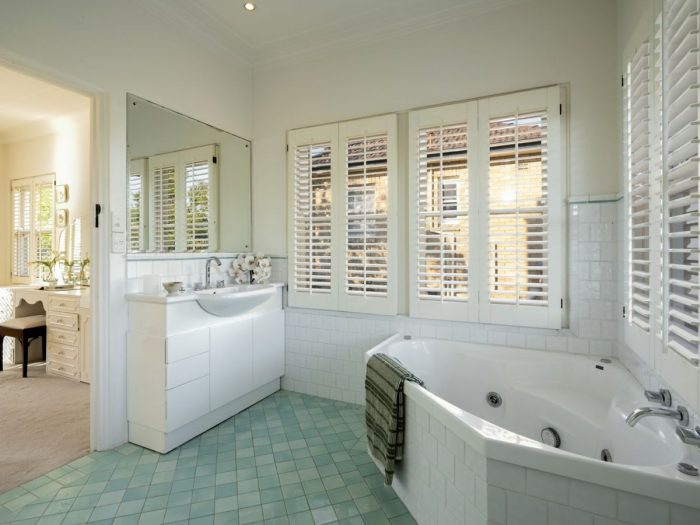 15 Carnarvon Rd, Roseville NSW 2069, Australia