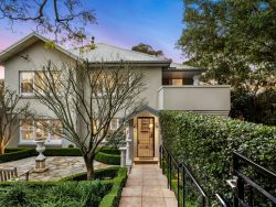 54 Milray Ave, Wollstonecraft NSW 2065, Australia