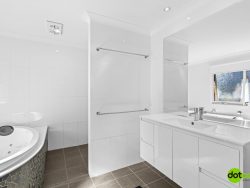 53 Huene Ave, Halekulani NSW 2262, Australia