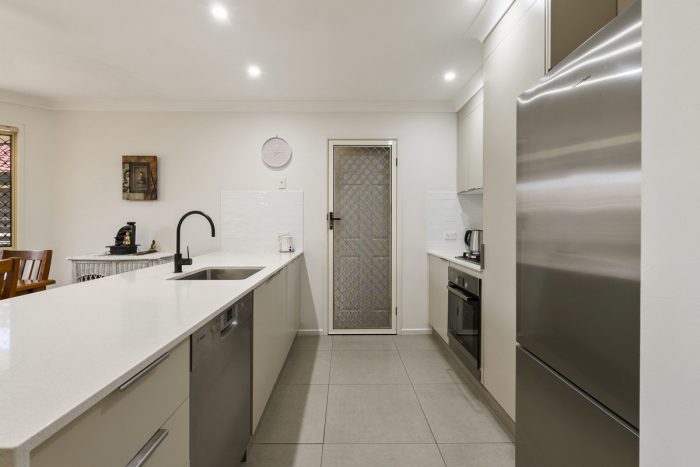 Unit 1/84 Honeymyrtle Dr, Banora Point NSW 2486, Australia