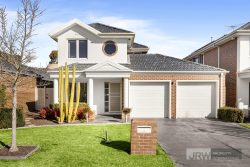 22 Jade Cct, Burwood East VIC 3151, Australia