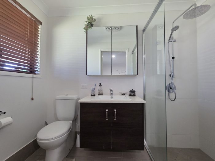 1 Lavena Ct, Stanthorpe QLD 4380, Australia