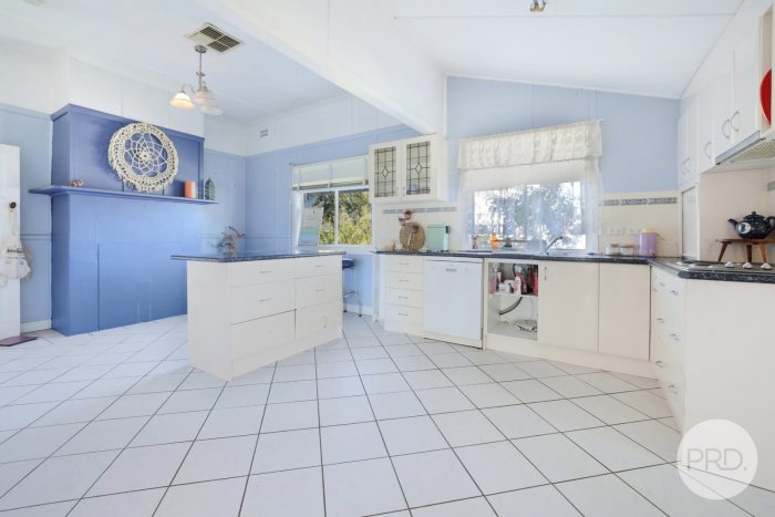 6 Lee Ave, Quirindi NSW 2343, Australia