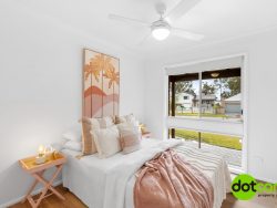 1 Lloyd Ave, Chain Valley Bay NSW 2259, Australia