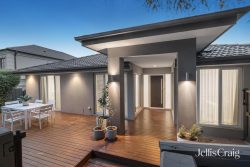Unit 2/57 Lynden Grove, Mount Waverley VIC 3149, Australia