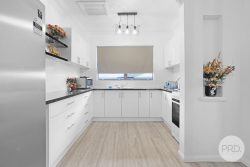 14 Mathews St, West Tamworth NSW 2340, Australia