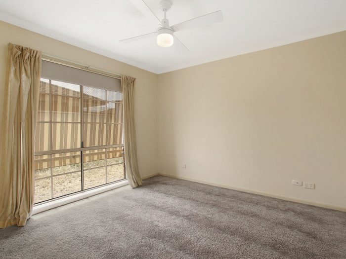Unit 2/49 Mayfair Dr, West Wodonga VIC 3690, Australia