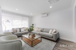 69 Mayfield Dr, Mount Waverley VIC 3149, Australia