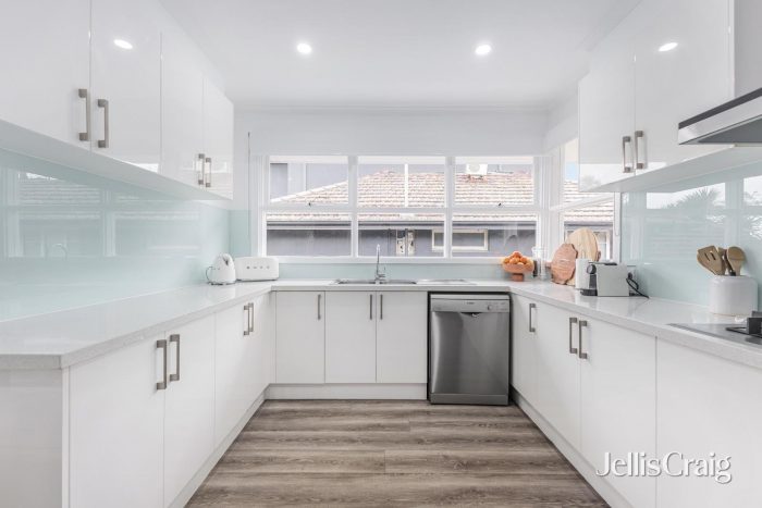 69 Mayfield Dr, Mount Waverley VIC 3149, Australia