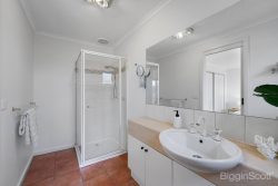 Unit 1/30 Burns St, Maidstone VIC 3012, Australia