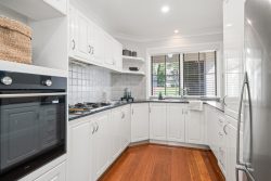 37 Mortimer Lewis Dr, Huntleys Cove NSW 2111, Australia