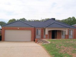 14 Mountain Way, Lavington NSW 2641, Australia