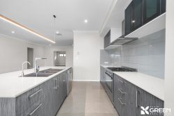 7 Nannup Cl, Dawesville WA 6211, Australia