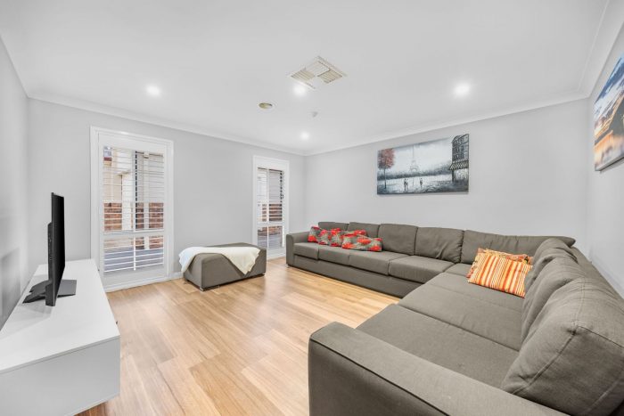 13 Northcliffe Pl, Queanbeyan East NSW 2620, Australia