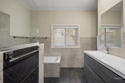 42 Hunter Rd, Wandin North VIC 3139, Australia