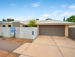 12 Oswald St, South Kalgoorlie WA 6430, Australia