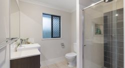 2 Penelope Dr, Cornubia QLD 4130, Australia