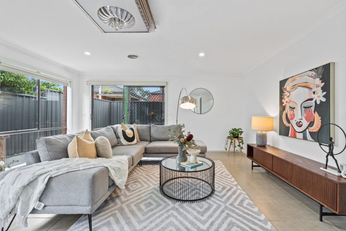 67 Pioneer Dr, Deer Park VIC 3023, Australia
