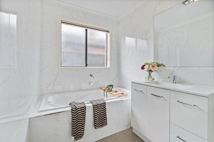 67 Pioneer Dr, Deer Park VIC 3023, Australia