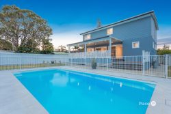 15 Wendy Cres, Clontarf QLD 4019, Australia
