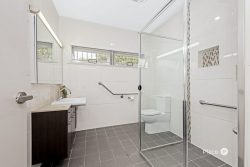 60 Griffith St, Everton Park QLD 4053, Australia